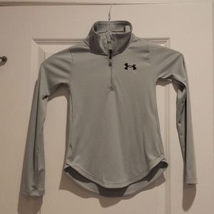 Under Armour girls YXS gray 1/2 zip top